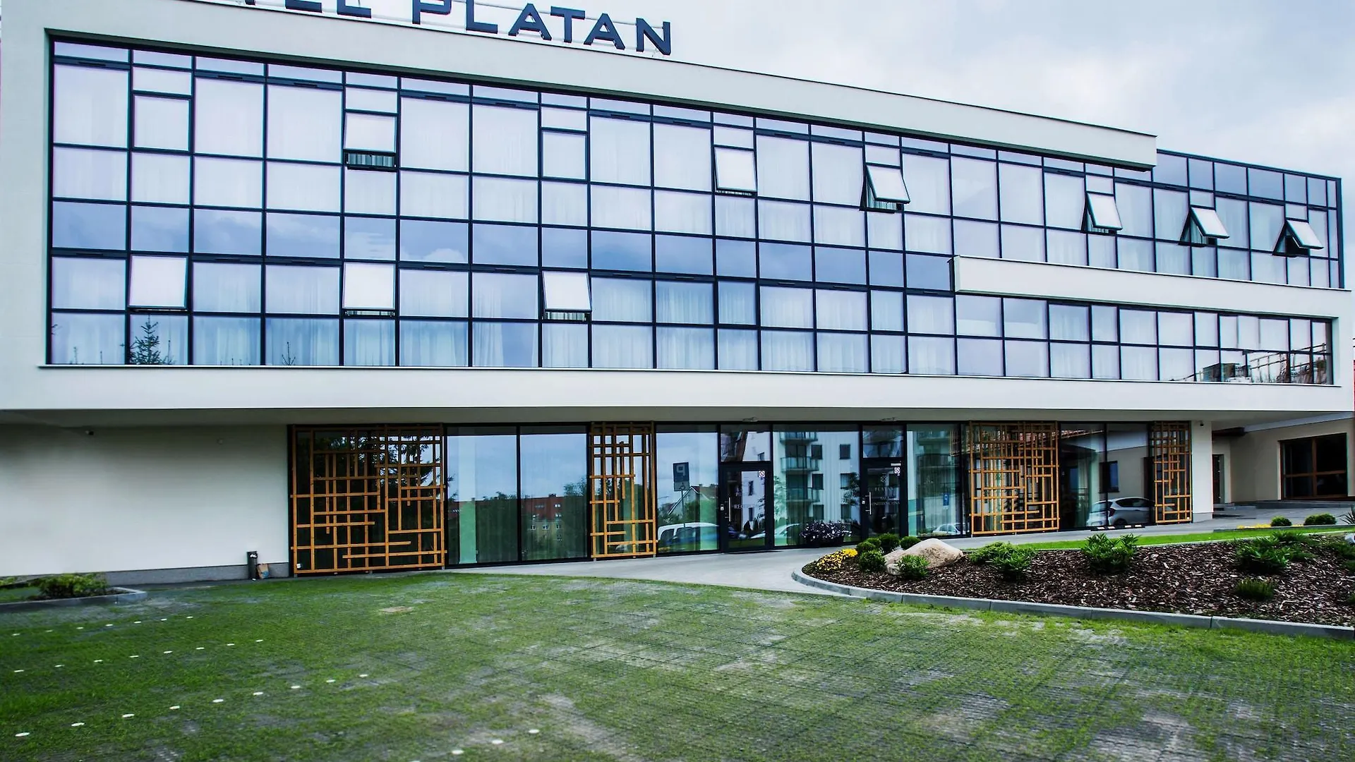 Hotel Platan 格但斯克 3*,